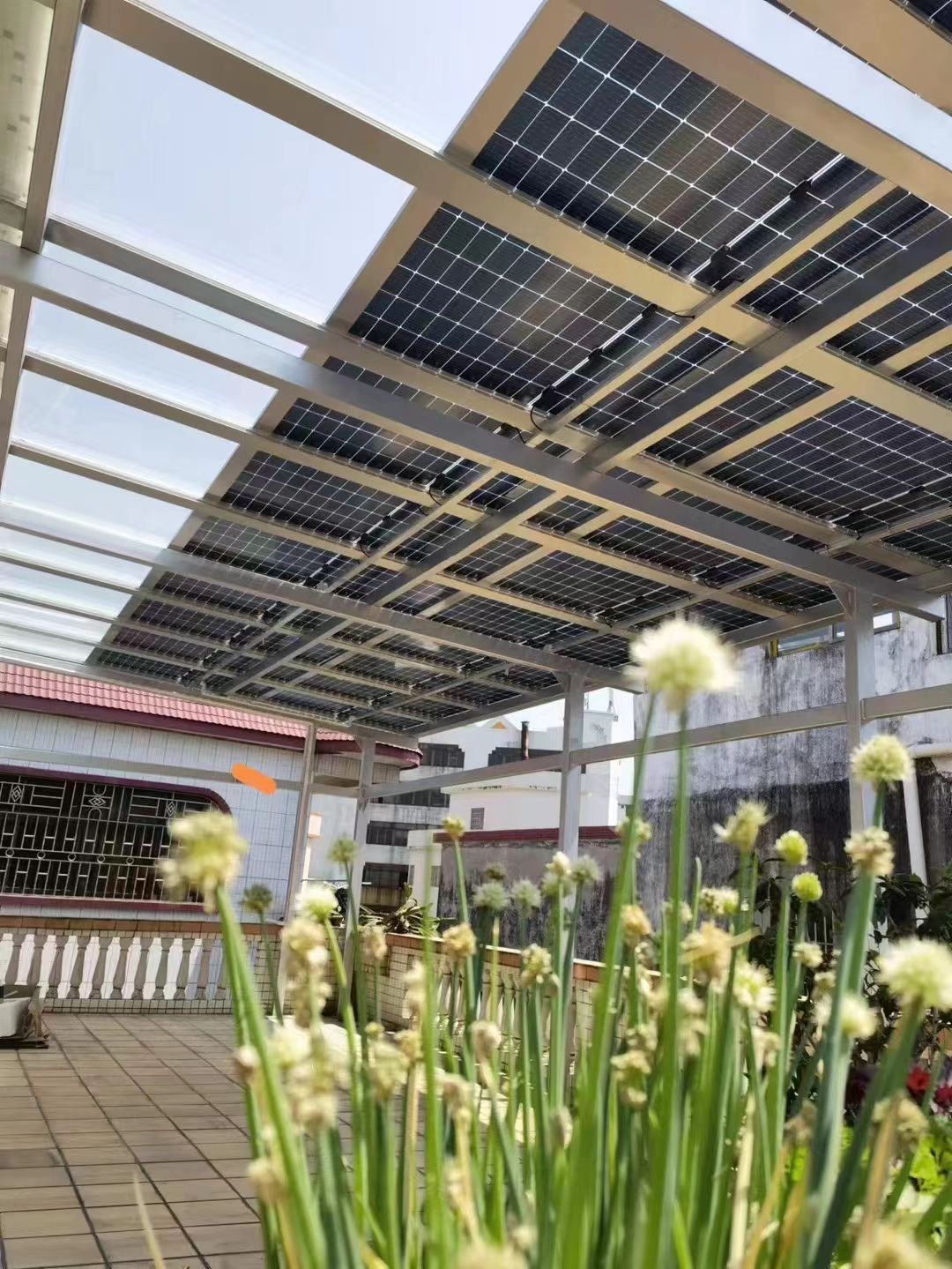 广汉别墅家用屋顶太阳能发电系统安装
